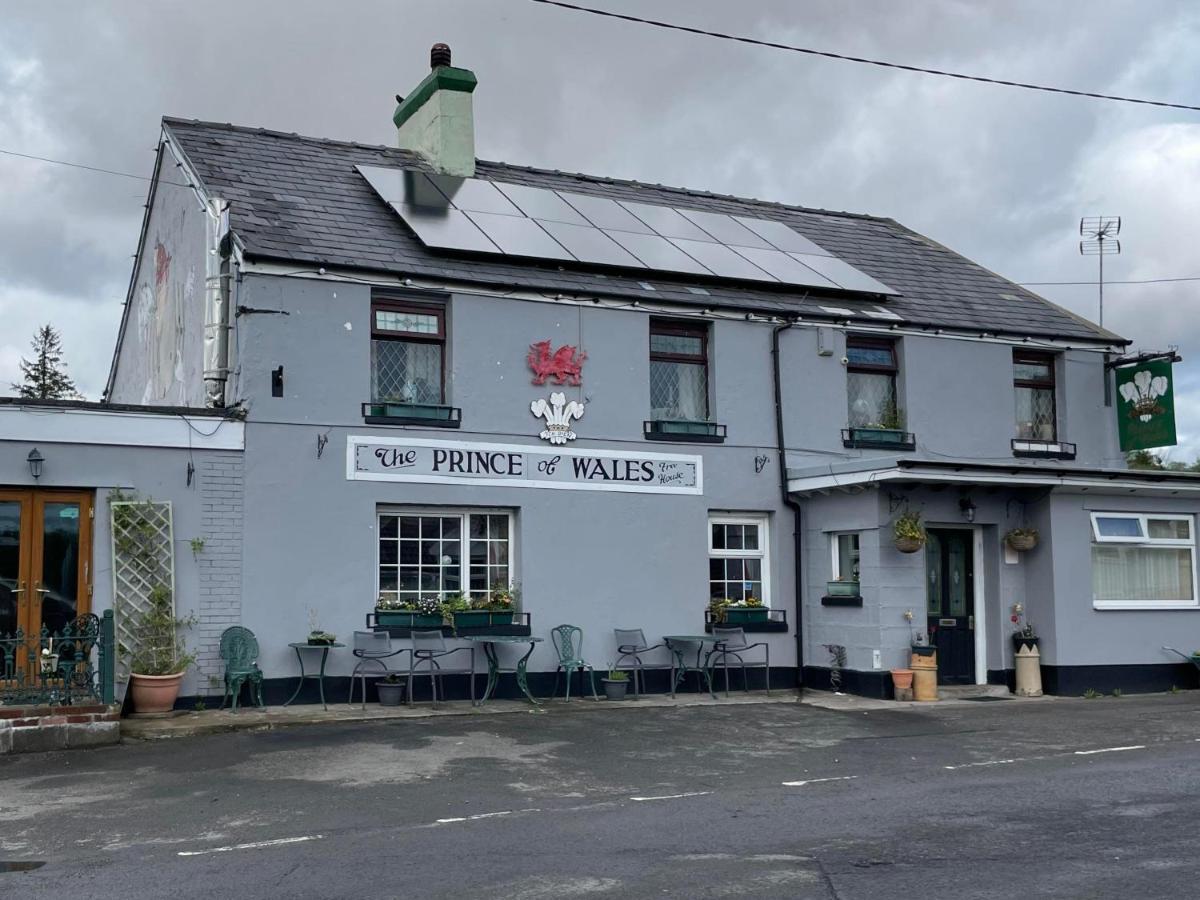Prince Of Wales Inn Rhymney Экстерьер фото