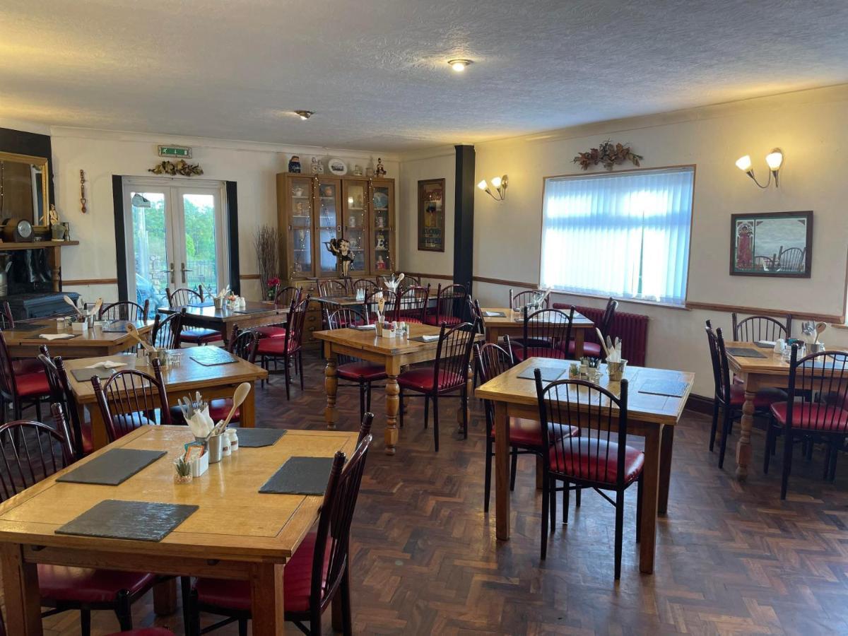 Prince Of Wales Inn Rhymney Экстерьер фото